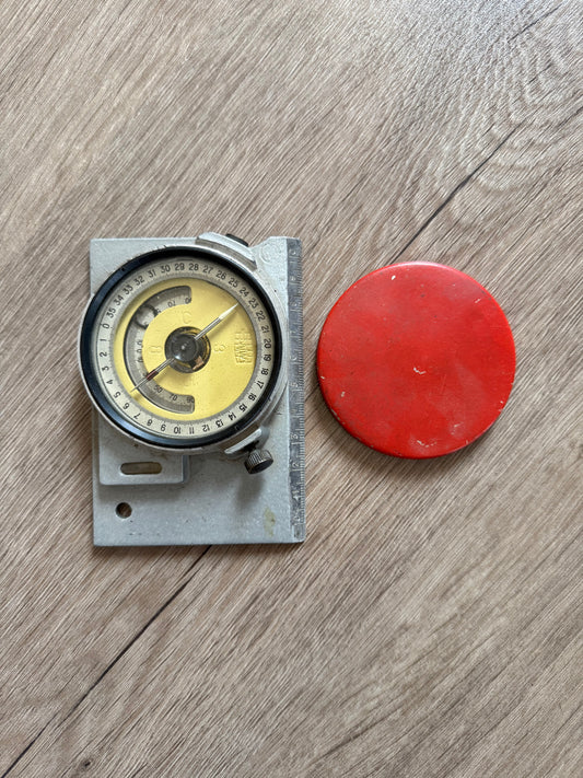 Военная буссоль / геодезический компас СССР с клинометром, металлический корпус